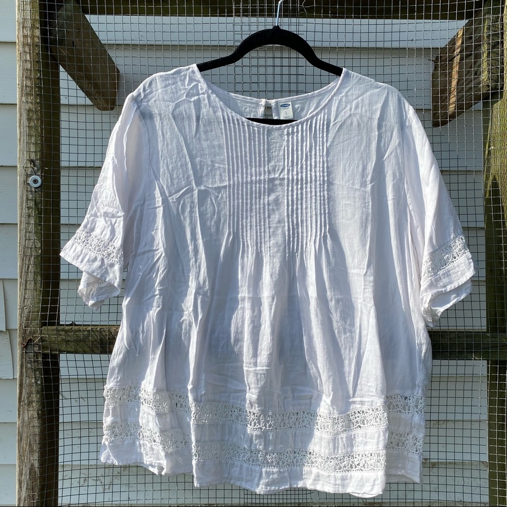 Old Navy short sleeve blouse